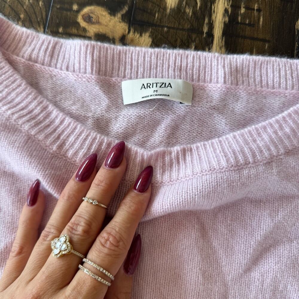 Aritzia - Light Blush Pink 100% Cashmere Sweater – Size Medium - Picture 9 of 17